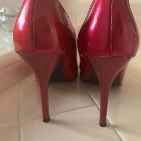 Victoria's Secret Red Pumps Stiletto Heels Size 7 - Picture 4 of 5